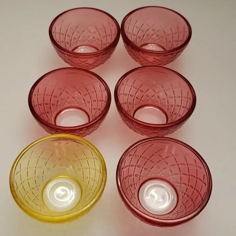 Lot of 6 decorative small bowls 3 oz red‎ and yellow